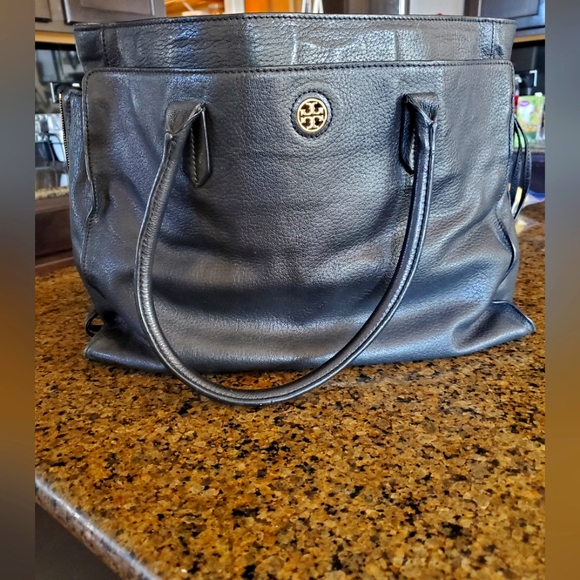 Tory Burch laptop top purse - Picture 2 of 7